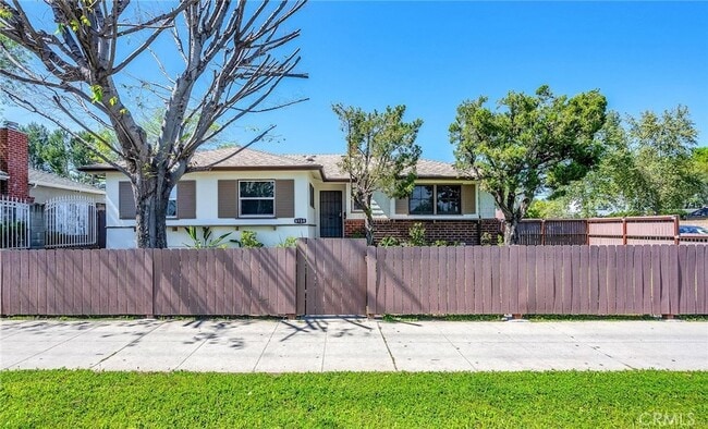 property at 6139 Tampa Ave