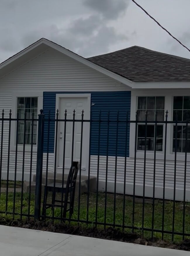 property at 1704 Sam Wilson St