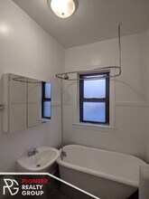 812 W Waveland Ave, Unit 24 in Chicago, IL - Building Photo - Building Photo