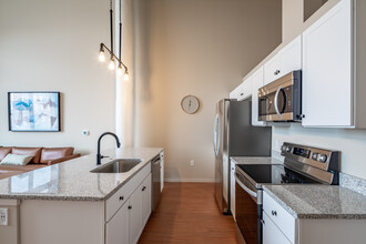 American Electric Lofts in St. Joseph, MO - Building Photo - Interior Photo