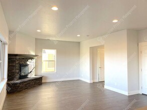 20584 Rolen Ave in Bend, OR - Building Photo - Building Photo