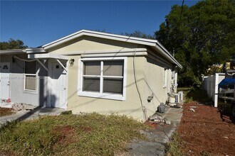 3125 Barrett Ave in Naples, FL - Foto de edificio - Building Photo