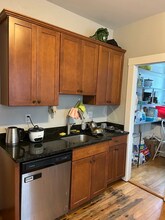 61 Frederick Ave, Unit #2 in Medford, MA - Building Photo - Building Photo