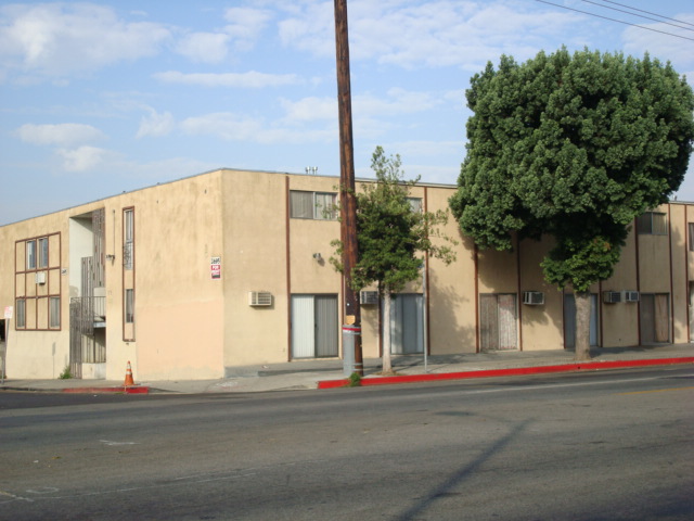 2695 Loosmore St in Los Angeles, CA - Building Photo - Building Photo