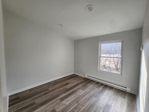 251 Samsonville Rd in Kerhonkson, NY - Building Photo - Building Photo