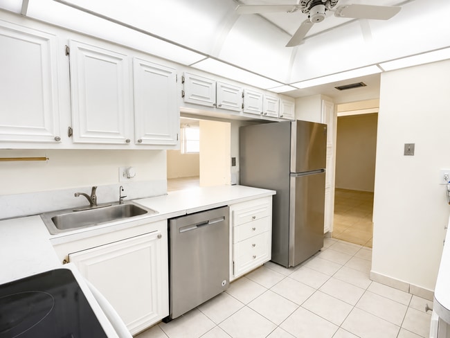 5301 NW 2nd Ave, Unit 401