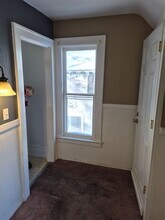 924 Fountain St NE in Grand Rapids, MI - Building Photo - Building Photo