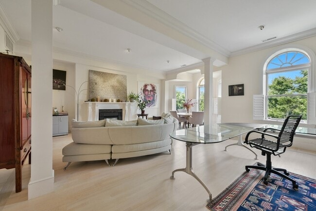 property at 294 Commonwealth Ave