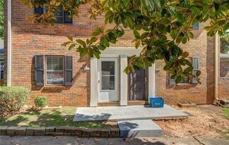 115 Plantation Dr in Clarkston, GA - Building Photo