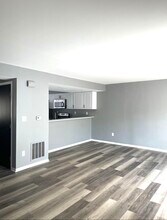 101 Kingsway Ct in Cold Spring, KY - Building Photo - Building Photo