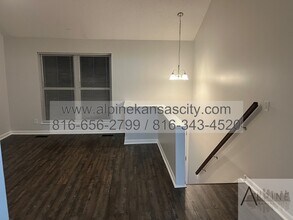 7508 NW 82nd St in Kansas City, MO - Building Photo - Building Photo
