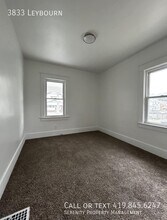 3833 Leybourn Ave in Toledo, OH - Building Photo - Building Photo