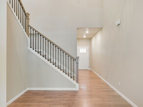 33149 Glacier Ave SE in Black Diamond, WA - Foto de edificio - Building Photo