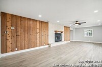 9750 Ridgeline Rd in New Braunfels, TX - Building Photo - Building Photo