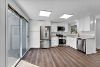 785 Casazza Dr in Reno, NV - Building Photo - Building Photo