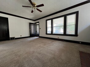 2196 Lewis Dr in Lakewood, OH - Building Photo - Building Photo