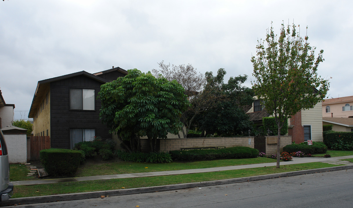 3680-3698 Howard Ave in Los Alamitos, CA - Building Photo