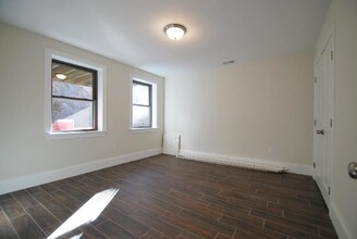 143 Marcella St, Unit 1 in Boston, MA - Building Photo - Building Photo