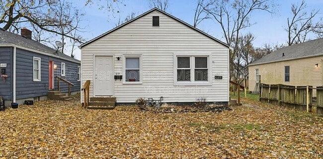 property at 1031 N Centennial St