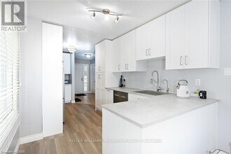 8 Buss Ct in Thorold, ON - Building Photo - Building Photo