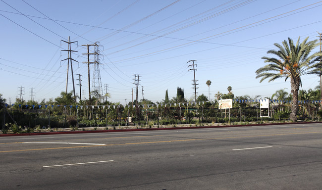 Park Landing in Buena Park, CA - Building Photo - Building Photo