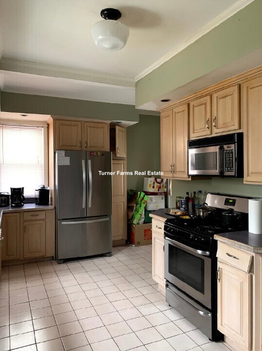 44 Adams St, Unit 44 in Medford, MA - Foto de edificio