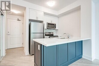 460 Dundas St E in Hamilton, ON - Building Photo - Building Photo