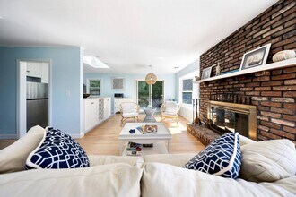 66 Halsey Rd in Remsenburg, NY - Building Photo - Building Photo