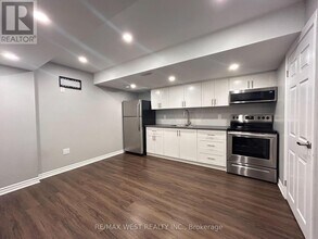 149 Sharpe Cres in New Tecumseth, ON - Building Photo - Building Photo