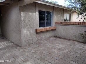 7707 S Kenwood Ln in Tempe, AZ - Foto de edificio - Building Photo