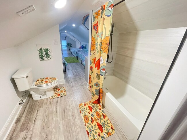 2462 Hale Ave in Memphis, TN - Building Photo - Building Photo