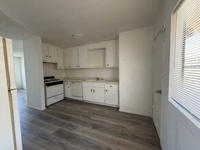 1705 Trane Rd in Bullhead City, AZ - Building Photo - Building Photo