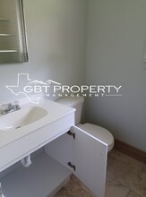 308 N Dallas St-Unit -A in Groesbeck, TX - Building Photo - Building Photo