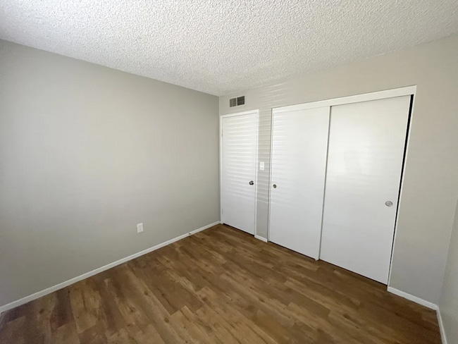 4028 E Alta Vista Rd in Phoenix, AZ - Building Photo - Building Photo