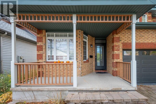 115 Grandpark Cir in Ottawa, ON - Building Photo - Building Photo
