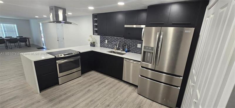5310 SW 23rd Terrace in Fort Lauderdale, FL - Building Photo