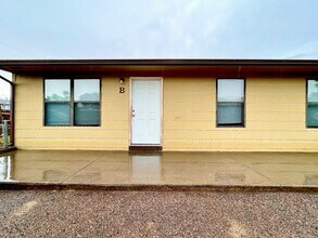 2013 Carlee Dr, Unit B in Pueblo, CO - Building Photo - Building Photo