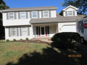 1055 E Gartner Rd in Naperville, IL - Building Photo - Building Photo
