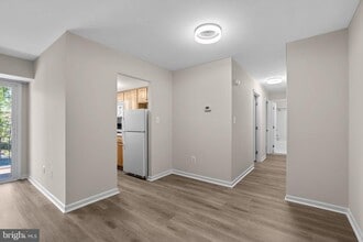 3612 Court House Dr in Ellicott City, MD - Building Photo - Building Photo