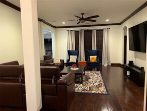 16616 Moorgate Ln in Edmond, OK - Building Photo - Building Photo