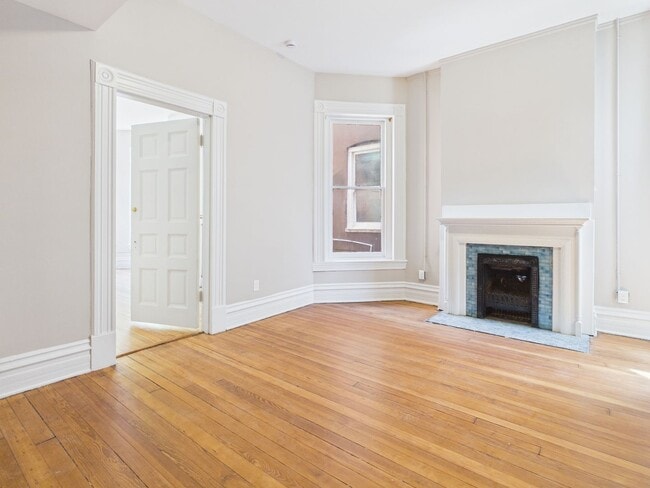 property at 7 E Franklin St