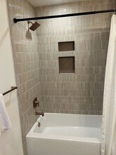 608 Montana Ave in Santa Monica, CA - Building Photo - Building Photo