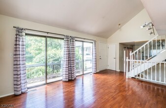 221 Arrowood Way in Bernards, NJ - Building Photo - Building Photo