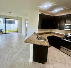 15821 Portofino Springs Blvd in Ft. Myers, FL - Building Photo - Building Photo