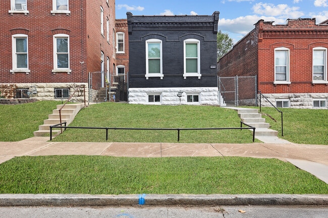 property at 3828 Wisconsin Ave