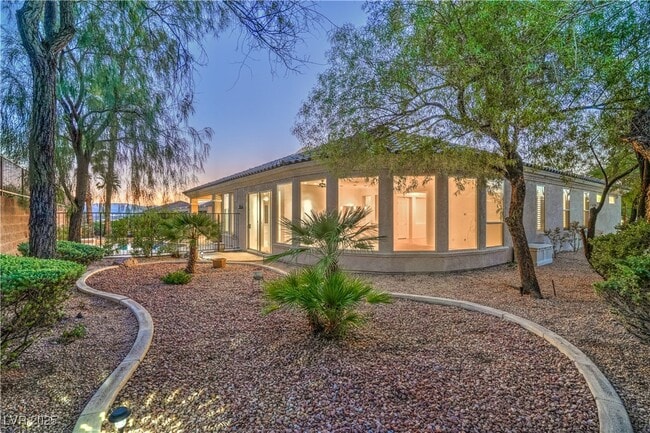 2170 Peyten Park St in Henderson, NV - Building Photo - Building Photo