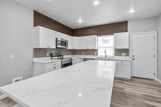 3512 Hamilton Ave in Dallas, TX - Building Photo - Building Photo