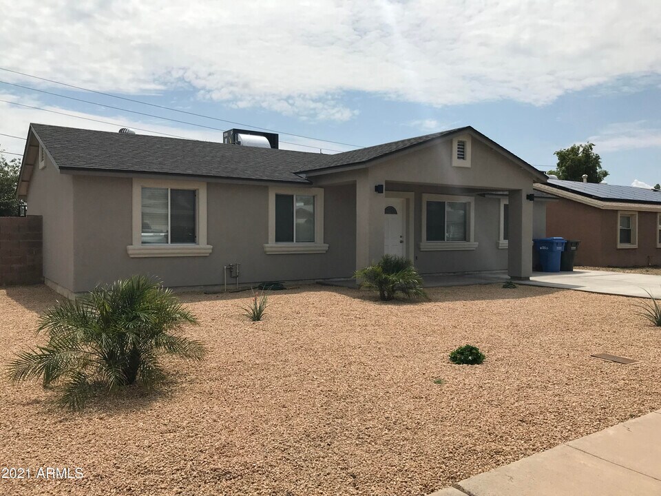 3479 E Hearn Rd in Phoenix, AZ - Building Photo