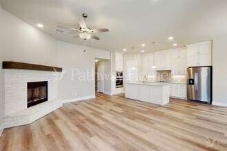 112 Trail Dr in Waxahachie, TX - Building Photo - Building Photo