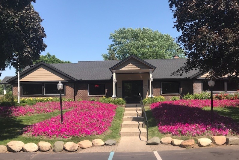 Leisure Estates in Holland, MI - Foto de edificio